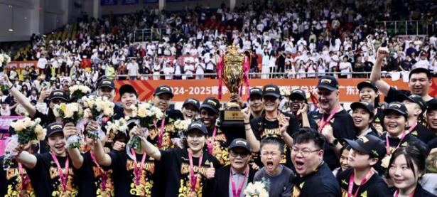 九游娱乐入口-包含广东东莞男篮客场获胜，继续保持不败纪录的词条