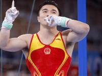 九游中国-关于体操冠军腾空翻飞，激动喜获金牌殊荣的信息