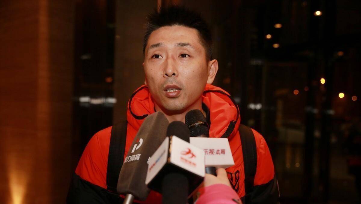 包含篮球协会裁决热议话题，掀起球迷热烈讨论的词条
