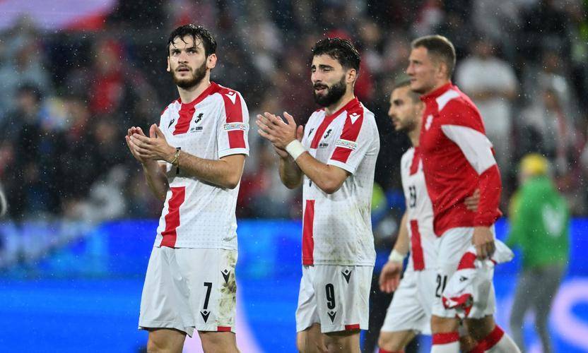 关于强强对话!欧预赛赛场上演绝对精彩的信息 关于强强对话!欧预赛赛场上演绝对精彩的信息