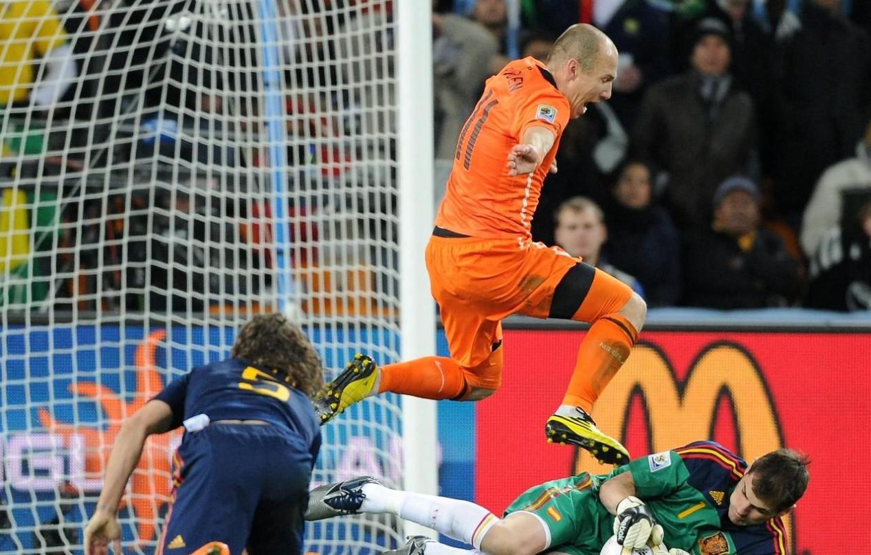 荷兰自行车运动员圆满完成比赛,夺得金牌 荷兰自行车运动员圆满完成比赛,夺得金牌