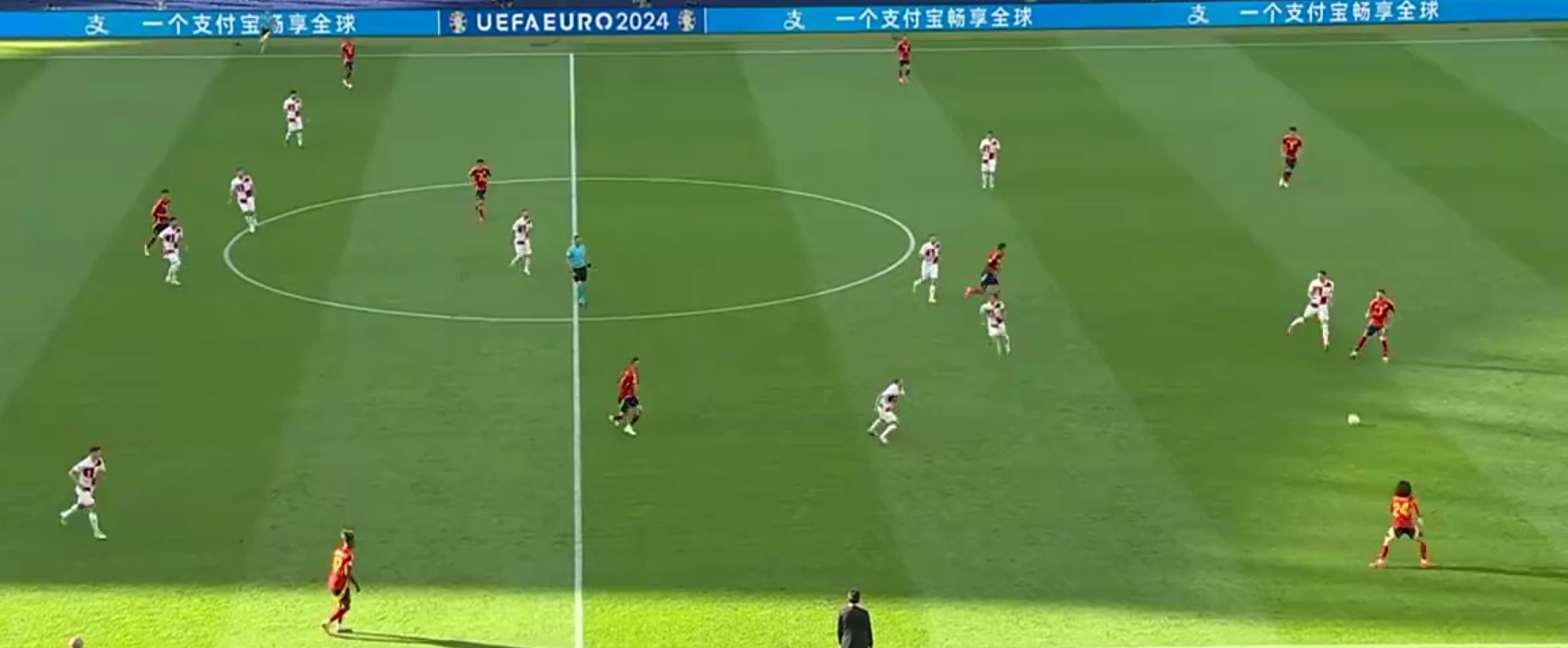 西班牙客场险胜克罗地亚,步入强8 西班牙客场险胜克罗地亚,步入强8