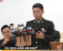 包含开拓者队外线机器人继续发挥关键作用的词条