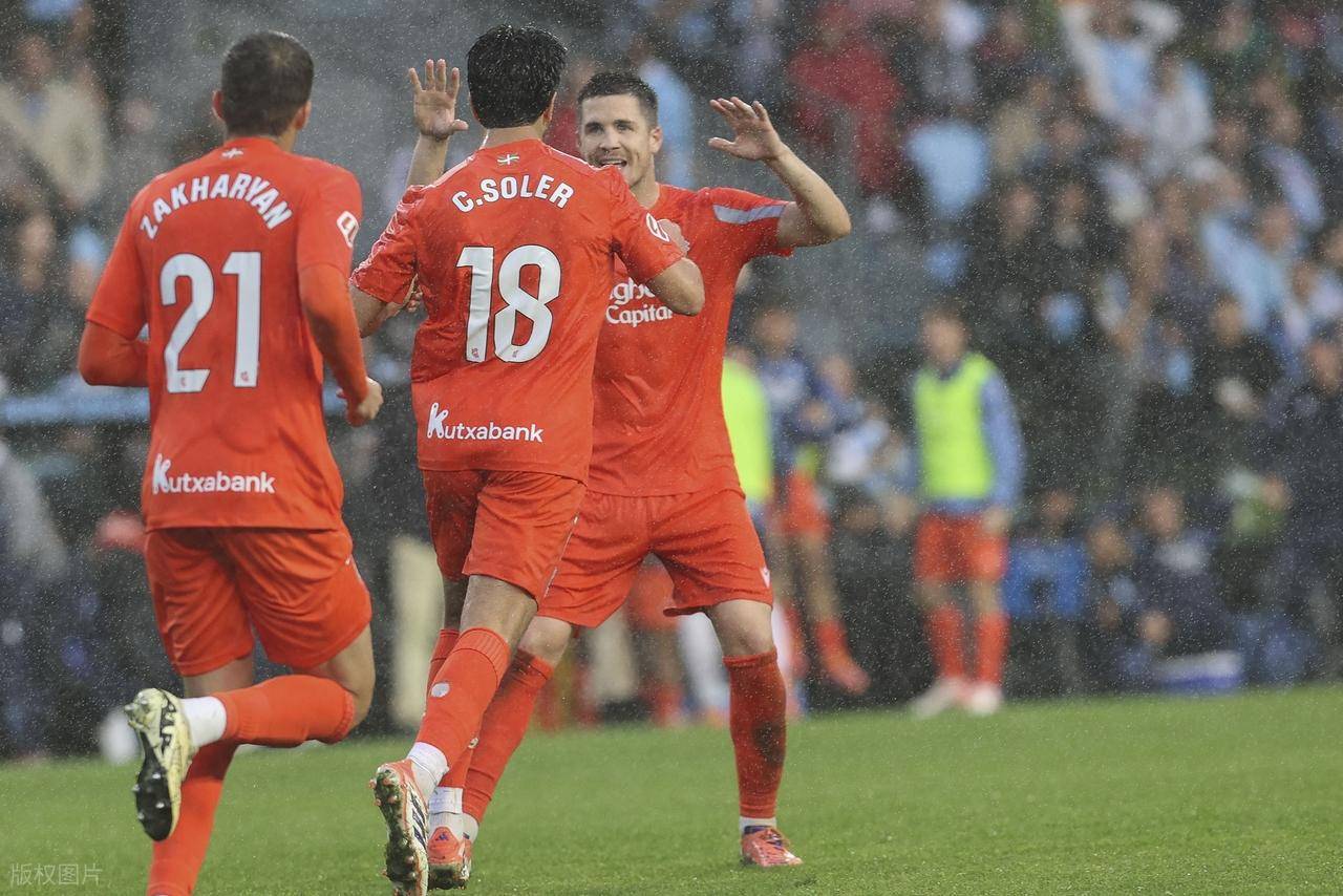 皇马轻松击败塞尔塔，升至积分榜榜首