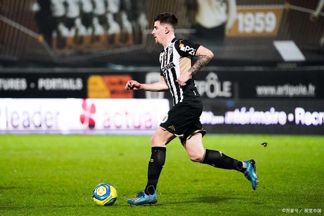 斯特拉斯堡挑战昂热，谁将笑到最后？