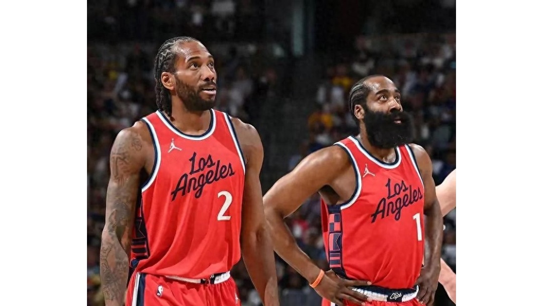 快船完胜火箭,保罗点燃赛场 快船完胜火箭,保罗点燃赛场