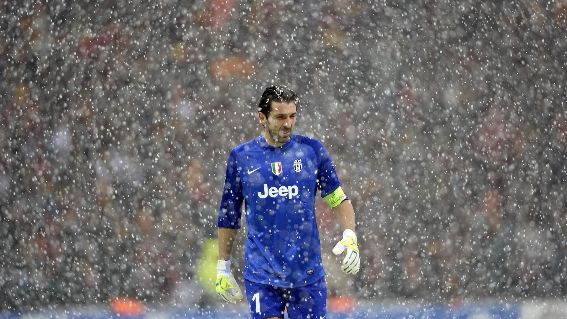 足球的整体与个体，从日本碾压突尼斯，到恩佐赛后评分拉满